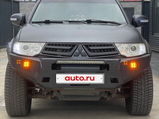2014 Mitsubishi L200 IV Рестайлинг, серый, 2500000 рублей, вид 2