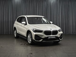 2021 BMW X1 18i sDrive II (F48) Рестайлинг, белый, 3129000 рублей, вид 1