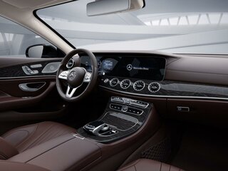 2019 Mercedes-Benz CLS 350 d III (C257), чёрный, 4900000 рублей, вид 3