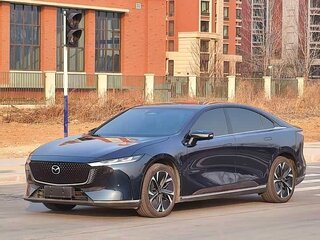 2024 Mazda EZ-6 68.8 kWh, чёрный, 3479666 рублей, вид 3