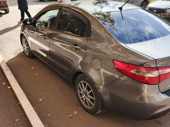 2014 Kia Rio III, серый, 890000 рублей - вид 5