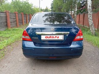 2011 Nissan Tiida I Рестайлинг, синий, 690000 рублей, вид 4