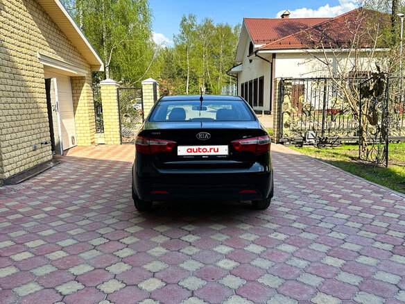 2013 Kia Rio III, чёрный, 700000 рублей - вид 5