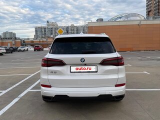 2020 BMW X5 25d IV (G05/G18), белый, 5100000 рублей, вид 5