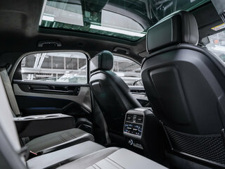 2026 Porsche Cayenne GTS Coupé III Рестайлинг, серый, 23900000 рублей, вид 2