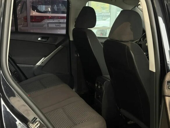 2008 Volkswagen Tiguan I, чёрный, 681000 рублей - вид 7