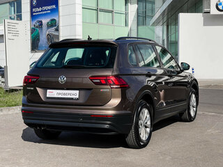 2019 Volkswagen Tiguan II, коричневый, 2262000 рублей, вид 5