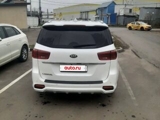 2019 Kia Carnival III, белый, 2800000 рублей, вид 4