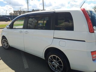2010 Toyota ISis I Рестайлинг, белый, 1280000 рублей, вид 5