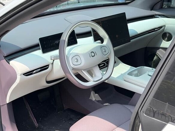 2026 Changan Qiyuan A06 28.39 kWh, серебристый, 2590000 рублей - вид 9