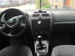 2010 Skoda Octavia II (A5) Рестайлинг, серый, 480000 рублей, вид 5