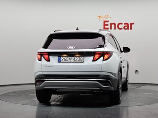 2025 Hyundai Tucson IV Рестайлинг, белый, 4417663 рублей, вид 4