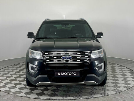 2017 Ford Explorer V Рестайлинг, чёрный, 2770000 рублей, вид 2