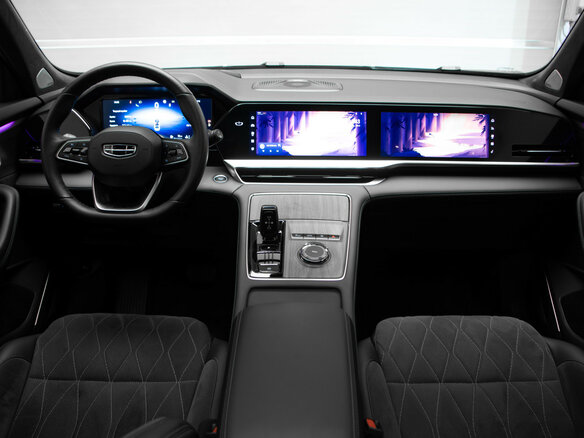 2025 Geely Monjaro I Рестайлинг, серый, 3860000 рублей - вид 7