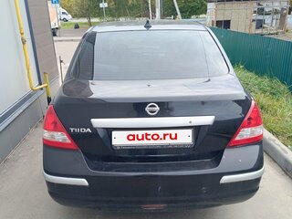 2011 Nissan Tiida I Рестайлинг, коричневый, 600000 рублей, вид 2