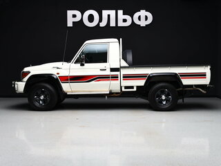 2022 Toyota Land Cruiser 79 70 Series Рестайлинг 1, белый, 8490000 рублей, вид 5