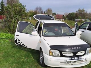 1998 Nissan March II (K11), белый, 170000 рублей, вид 2