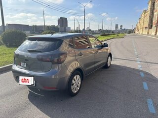 2014 Kia Rio 6-speed III, серый, 690000 рублей, вид 3