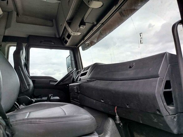 2023 Sinotruk Sitrak C7H, белый, 2425730 рублей - вид 4