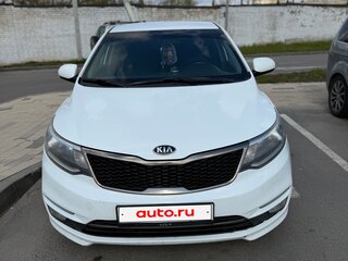 2016 Kia Rio III Рестайлинг, белый, 1150000 рублей, вид 1