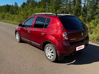 2012 Renault Sandero I, красный, 385000 рублей, вид 5