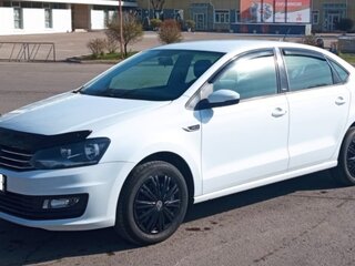2017 Volkswagen Polo V Рестайлинг, белый, 1194998 рублей, вид 1