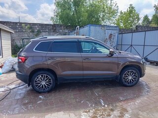 2020 Skoda Karoq I, коричневый, 2300000 рублей, вид 1