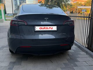 2023 Tesla Model Y Long Range Dual Motor I, серый, 2950000 рублей, вид 4
