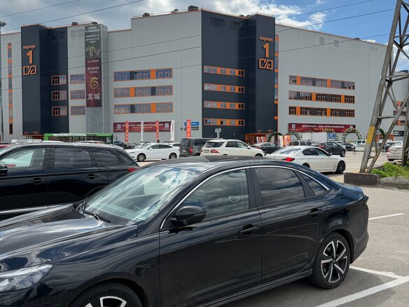 2023 Kaiyi E5, чёрный - вид 2
