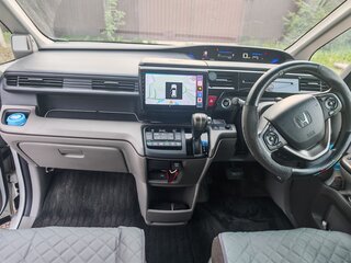 2018 Honda Stepwgn V Рестайлинг, белый, 1900000 рублей, вид 5