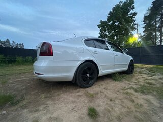 2011 Skoda Octavia DSG7 II (A5) Рестайлинг, белый, 850000 рублей, вид 5