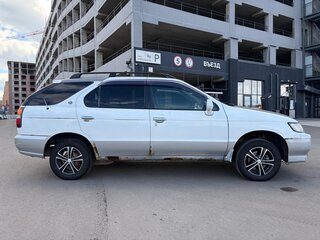 1997 Nissan R'nessa, белый, 200000 рублей, вид 5