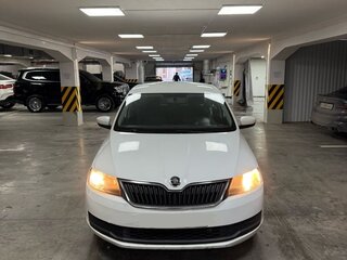 2019 Skoda Rapid I Рестайлинг, белый, 600000 рублей, вид 3