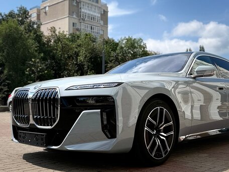 2026 BMW 7 серии 740d xDrive VII (G70), серый, 15490000 рублей, вид 1