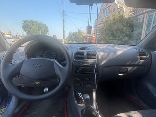 2003 Hyundai Accent II Рестайлинг, фиолетовый, 210000 рублей, вид 4