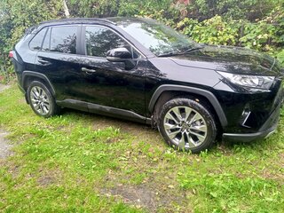 2019 Toyota RAV4 V (XA50), чёрный, 3230000 рублей, вид 3