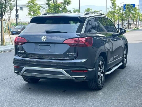2023 Volkswagen Tayron I Рестайлинг, серый, 2055000 рублей - вид 3