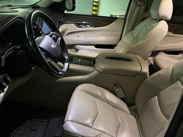 2018 Cadillac Escalade IV, бежевый, 4140000 рублей - вид 25