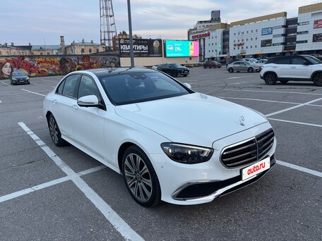 2022 Mercedes-Benz E-Класс 450 V (W213, S213, C238) Рестайлинг, белый, 6490000 рублей, вид 4