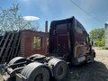 2004 Kenworth T2000, красный, 1500000 рублей - вид 2