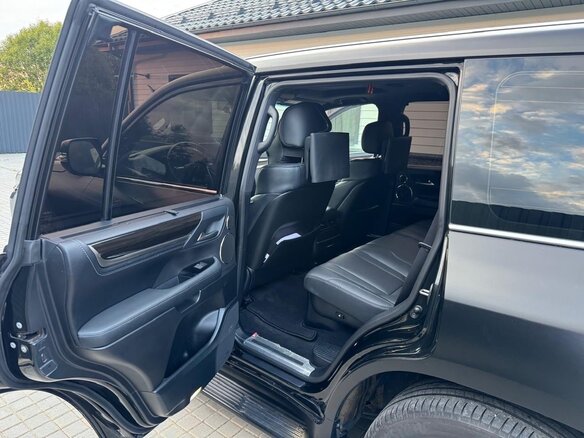 2021 Lexus LX 570 III Рестайлинг 2, чёрный - вид 8