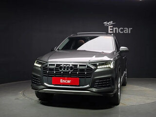 2024 Audi Q7 45 TDI II (4M) Рестайлинг 2, чёрный, 8159000 рублей, вид 3