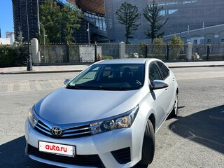 2015 Toyota Corolla XI (E160, E170, E180), серебристый, 1390000 рублей, вид 2