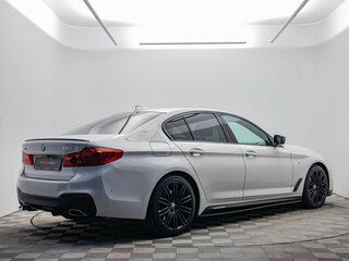 2019 BMW 5 серии 530i xDrive VII (G30/G31/G38), белый, 3698000 рублей, вид 5