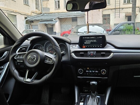 2017 Mazda 6 III (GJ) Рестайлинг, серый, 1549000 рублей - вид 10