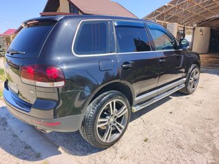 2007 Volkswagen Touareg I Рестайлинг, чёрный, 1200000 рублей, вид 5