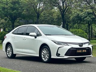 2022 Toyota Corolla Sporty XII (E210) Рестайлинг, белый, 1180000 рублей, вид 3