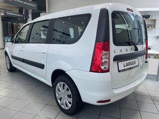 2026 Lada (ВАЗ) Largus I Рестайлинг, белый, 1637000 рублей, вид 2