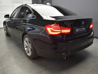 2018 BMW 3 серии 320i VI (F3x) Рестайлинг, чёрный, 2027000 рублей, вид 4