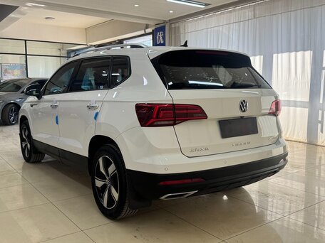 2021 Volkswagen Tharu I, белый, 1950000 рублей, вид 4